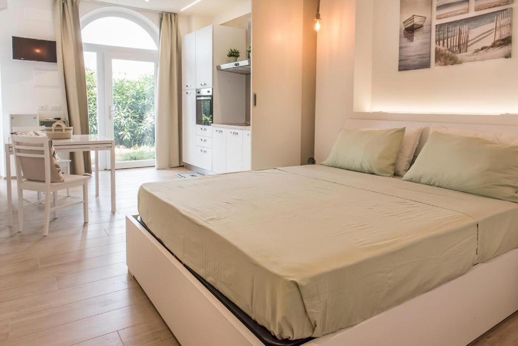 P010 - Porto Recanati, Nuovo Monolocale Fronte Mare Zewnętrze zdjęcie